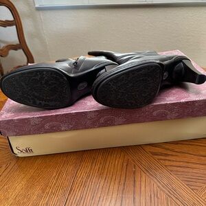 Söfft Red Brown Leather Boots